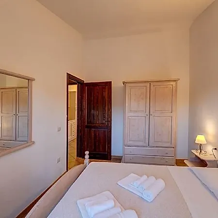 The Fantastic Residenza Badus One Bedroom Sleeps Four Child Num0814 3*