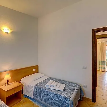 The Fantastic Residenza Badus One Bedroom Sleeps Four Child Num0814 Hotel 3*