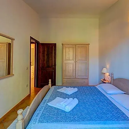 Hotel The Fantastic Residenza Badus One Bedroom Sleeps Four Child Num0814